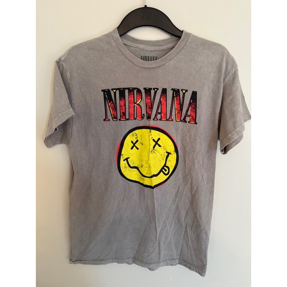 Nirvana Smiley Face Graphic T-Shirt Gray Distressed Acid Wash Rock Band Tee M